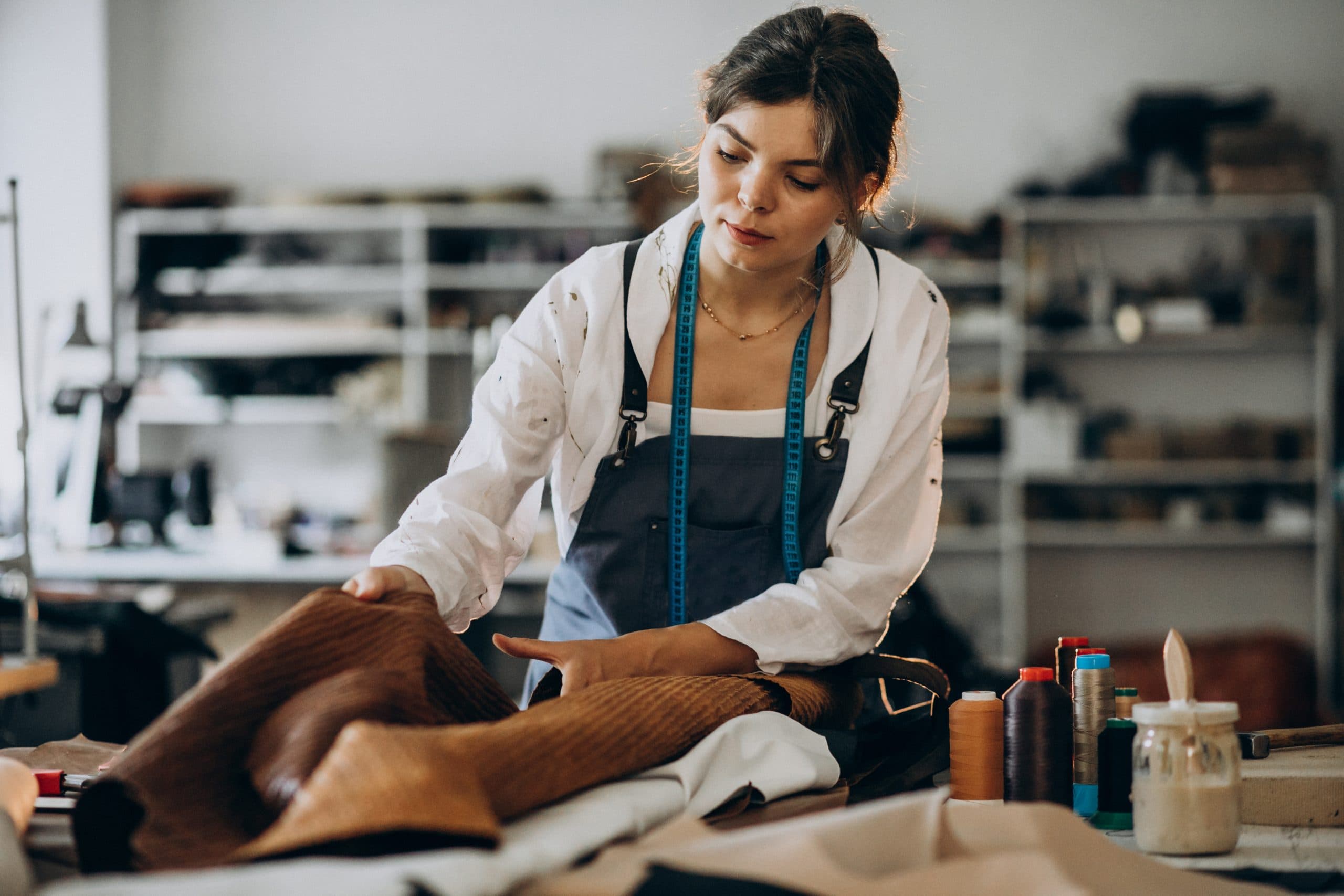 Handbag design and manufacturing process at Purse Manufacturers